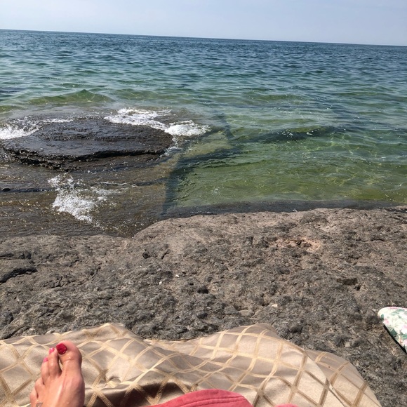 Meet your Posher, Joanne - Picture 1 of 1